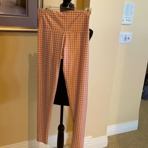 Onzie m/L pink and white jegging